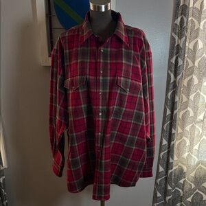 Pendleton Red & Green Plaid 100% Virgin Wool Men’s Button Down Shirt SZ XXL long